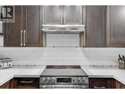 10911 Sherman Drive, Lake Country, BC - Indoor Photo Showing Kitchen With Upgraded Kitchen