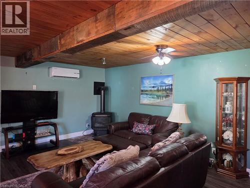 Wood Ceilings - 112 Indian Road, Asphodel-Norwood Twp, ON - Indoor Photo Showing Other Room