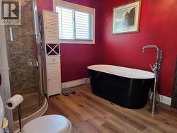 Upper Level Bath with Free standing Soaker Tub - 