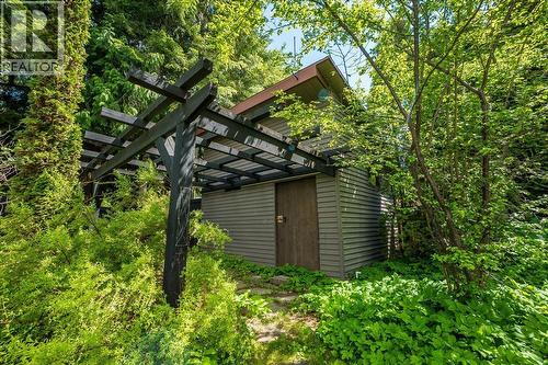 1001 Gilker Street, Nelson, BC - Outdoor