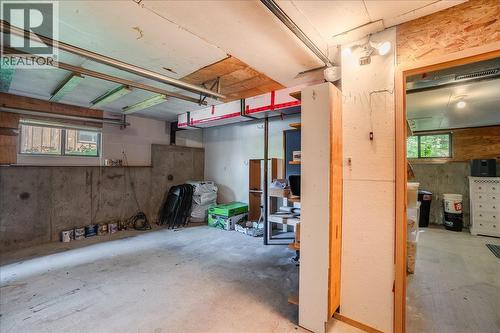 1001 Gilker Street, Nelson, BC - Indoor Photo Showing Garage