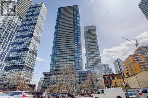 704 - 159 DUNDAS STREET E  Toronto, ON M5B 0A9