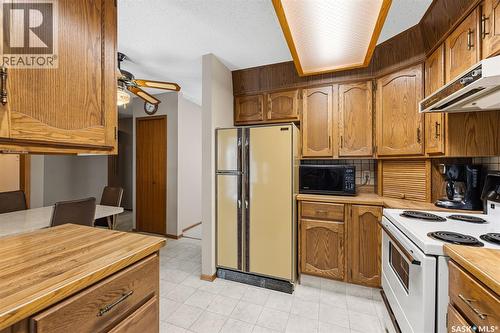 287 Rogers Road, Regina, SK - Indoor Photo Showing Kitchen