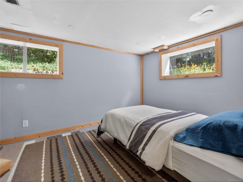 1215 Queens Ave, Victoria, BC 