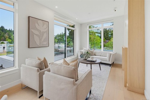 #Ph 403-5229 Cordova Bay Rd, Saanich, BC - Indoor Photo Showing Living Room