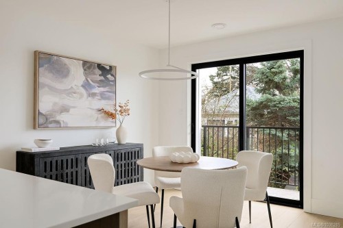 #3-2268 Bowker Ave, Oak Bay, BC 