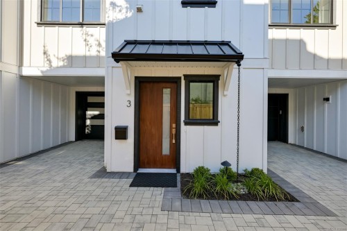 #3-2268 Bowker Ave, Oak Bay, BC 