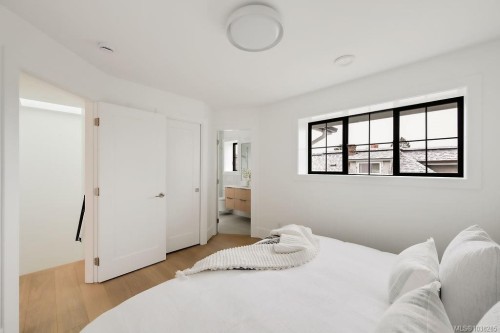 #3-2268 Bowker Ave, Oak Bay, BC 