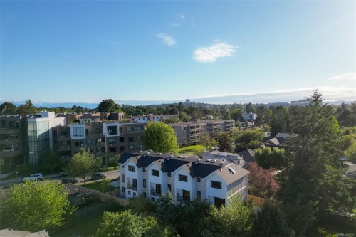 #3-2268 Bowker Ave, Oak Bay, BC 