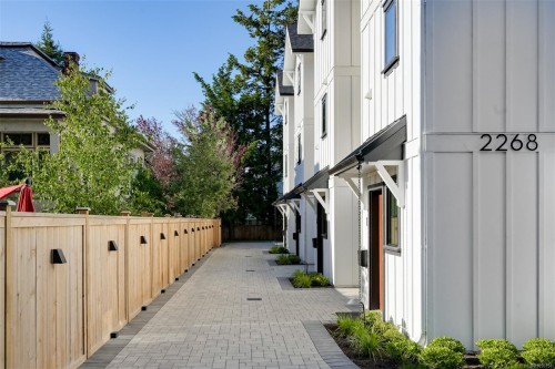 #1-2268 Bowker Ave, Oak Bay, BC 