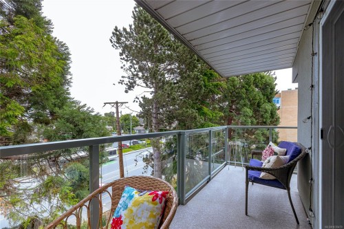 #411-2022 Foul Bay Rd, Victoria, BC - Outdoor With Exterior