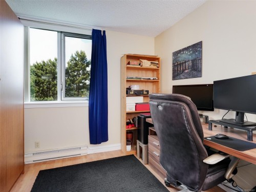 #501-327 Maitland St, Victoria, BC - Indoor Photo Showing Office