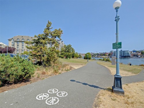 #501-327 Maitland St, Victoria, BC - Outdoor With View