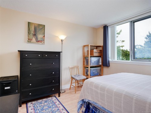 #501-327 Maitland St, Victoria, BC - Indoor Photo Showing Bedroom