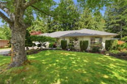 541 Tyee Cres Qualicum Beach, BC V9K 1B1