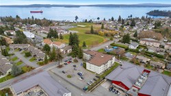 #304-3040 Pine St Chemainus, BC V0R 1K1