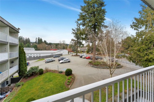 #304-3040 Pine St, Chemainus, BC - Outdoor