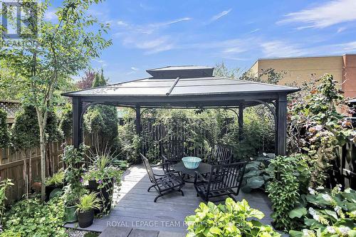 112 Talltree Crescent, Ottawa, ON - Outdoor With Deck Patio Veranda