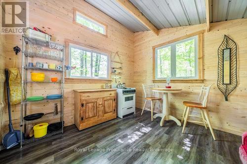 1633 Brewer Road, Frontenac (Frontenac Centre), ON 
