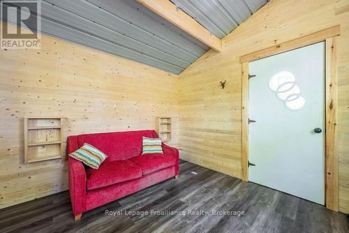 1633 Brewer Road, Frontenac (Frontenac Centre), ON 