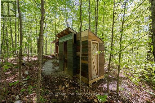1633 Brewer Road, Frontenac (Frontenac Centre), ON 