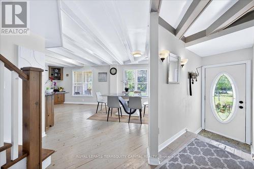 260 Douglas Road, Richmond Hill, ON - Indoor Photo Showing Other Room