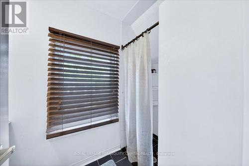 260 Douglas Road, Richmond Hill, ON - 