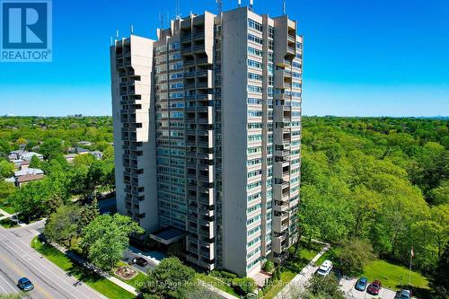 1810 - 1359 WHITE OAKS BOULEVARD  Oakville (Fa Falgarwood), ON L6H 2R8