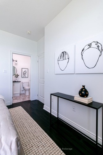 631-101 Shoreview Place, Hamilton, ON - Indoor Photo Showing Bedroom