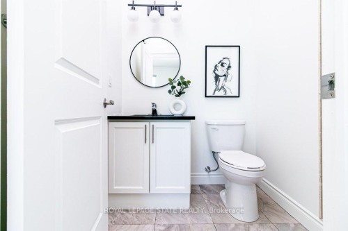 631-101 Shoreview Place, Hamilton, ON - Indoor Photo Showing Bathroom