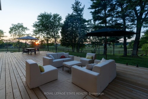 1067 Jerseyville Road W, Hamilton, ON - Outdoor With Deck Patio Veranda