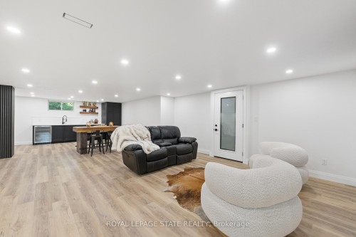 1067 Jerseyville Road W, Hamilton, ON - Indoor