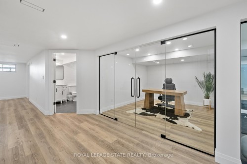 1067 Jerseyville Road W, Hamilton, ON - Indoor