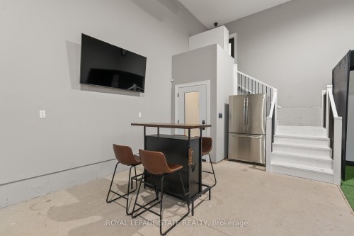 1067 Jerseyville Road W, Hamilton, ON - Indoor