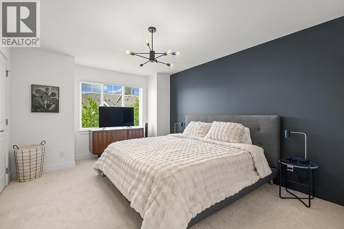 600 Sherwood Road Unit# 45, Kelowna, BC - Indoor Photo Showing Bedroom