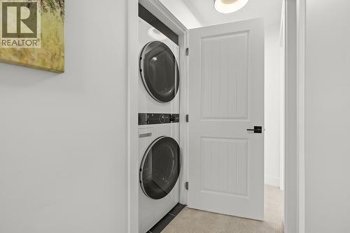 600 Sherwood Road Unit# 45, Kelowna, BC - Indoor Photo Showing Laundry Room