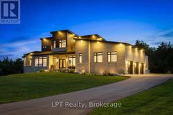 67 CHARLES TILLEY CRESCENT Clarington, ON L0A 1J0