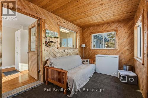33 Willow Point Road, Brighton, ON - Indoor Photo Showing Other Room