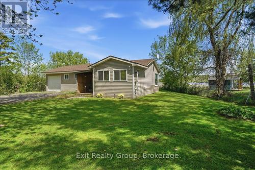 33 Willow Point Road, Brighton, ON - Outdoor