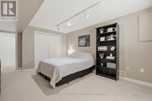 64 - 1241 Hamilton Road, London East (East P), ON - Indoor Photo Showing Bedroom