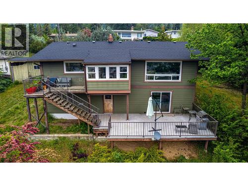 Walk-out basement with separate entrance - 2025 Catt Avenue, Lumby, BC - Outdoor