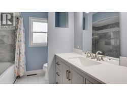 Main Level 4 Piece Bathroom - 