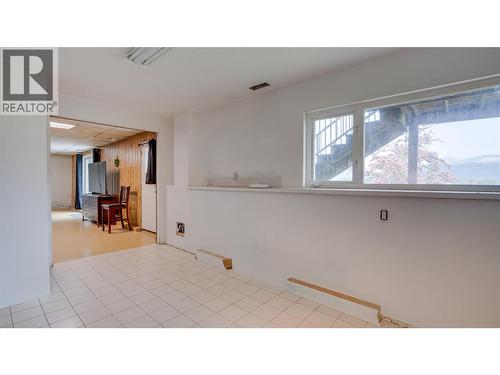 2025 Catt Avenue, Lumby, BC - Indoor Photo Showing Other Room