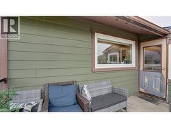 Upper Level Patio - 
