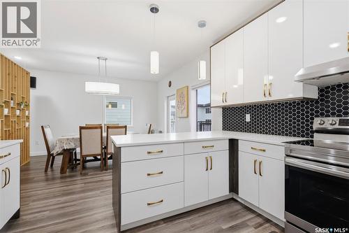 671 Underhill Road, Saskatoon, SK - Indoor Photo Showing Kitchen
