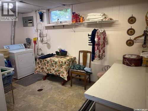 149 Garvin Crescent, Canora, SK - Indoor Photo Showing Laundry Room
