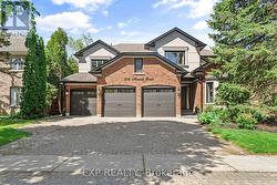816 NORWICK ROAD Newmarket, ON L3X 1K8