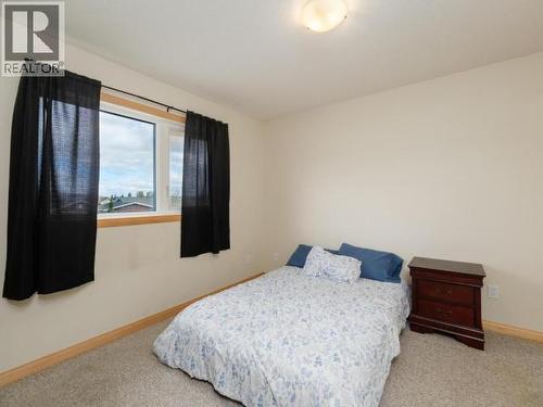 15 Bailey Place, Whitehorse, YT - Indoor Photo Showing Bedroom