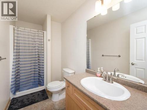 15 Bailey Place, Whitehorse, YT - Indoor Photo Showing Bathroom