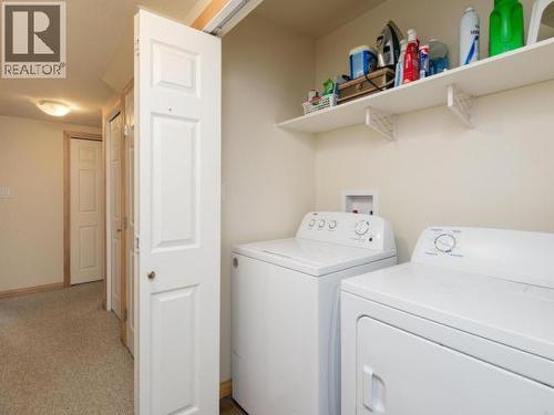 15 Bailey Place, Whitehorse, YT - Indoor Photo Showing Laundry Room